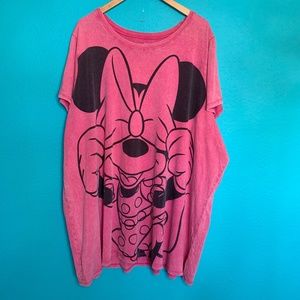 NWT Disney Minnie Mouse T-Shirt